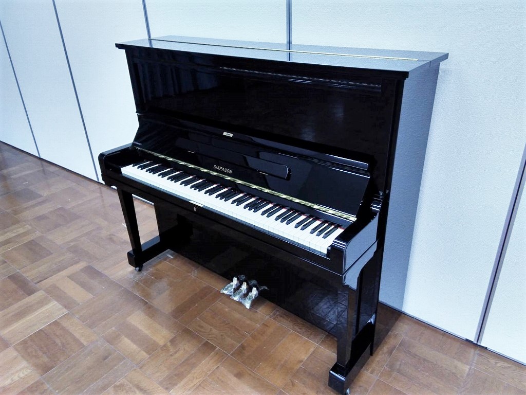 中古ピアノ　DN-58　全体像