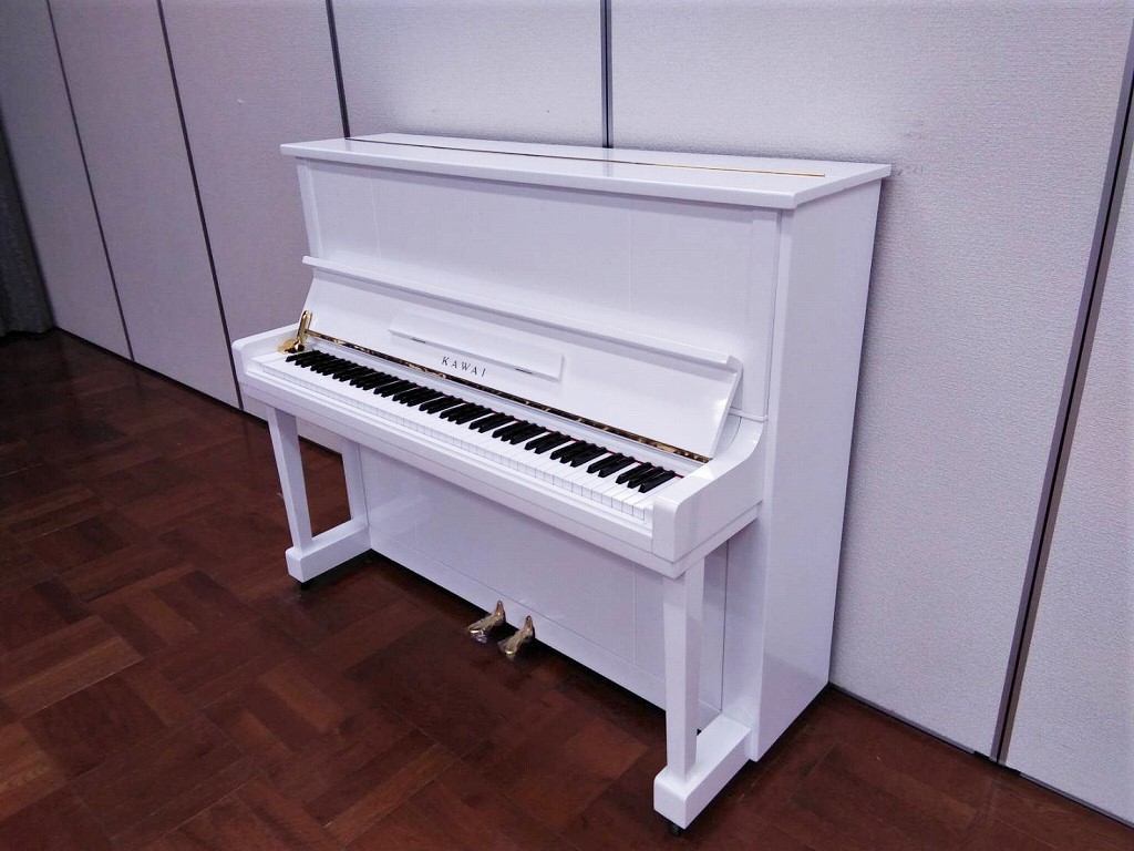 中古ピアノ　K20　全体像