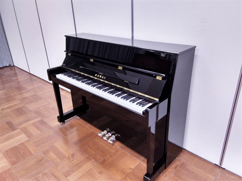 中古ピアノ　Kb-15J　全体像